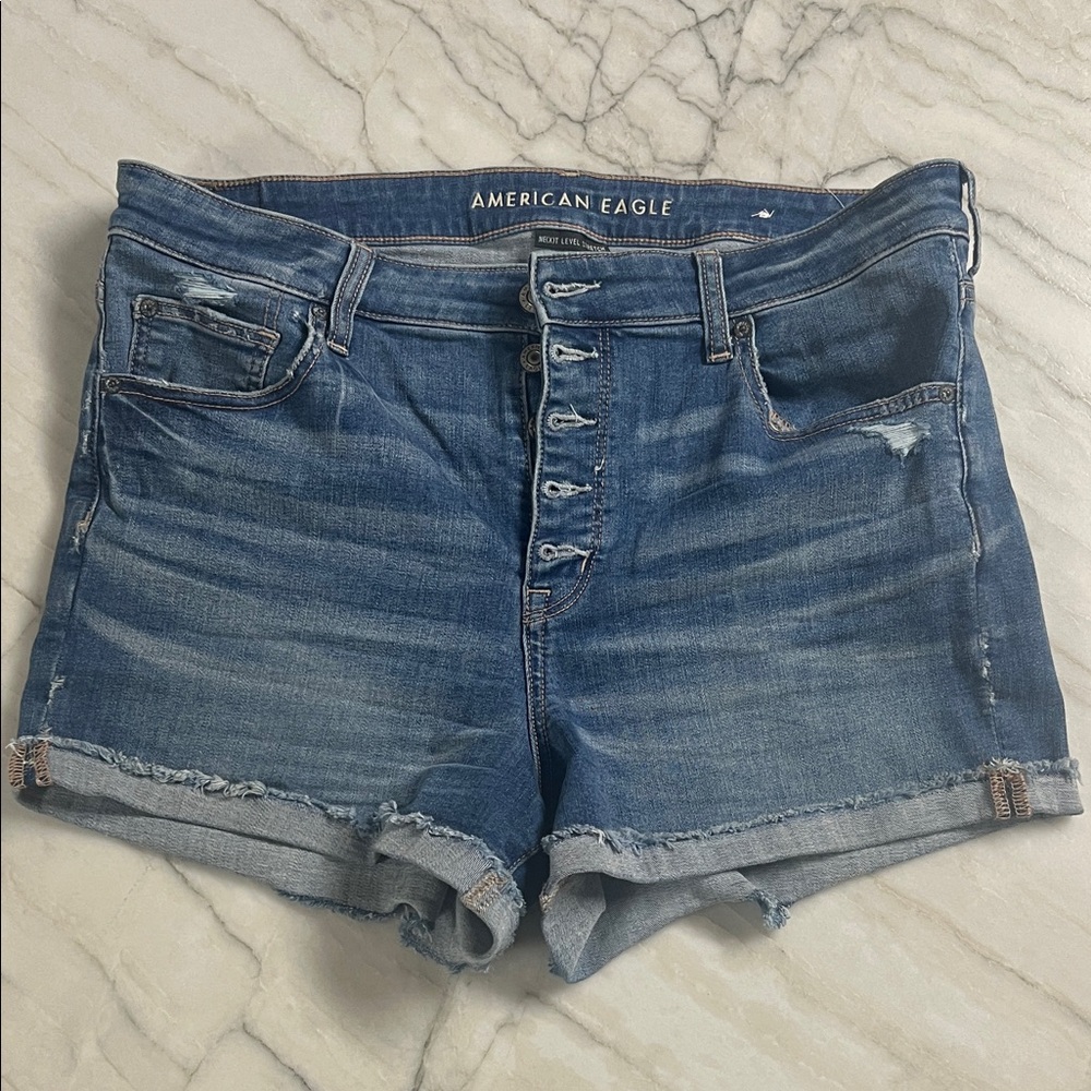 American eagle Hi-Rise shortie next level stretch woman’s 
 size 18